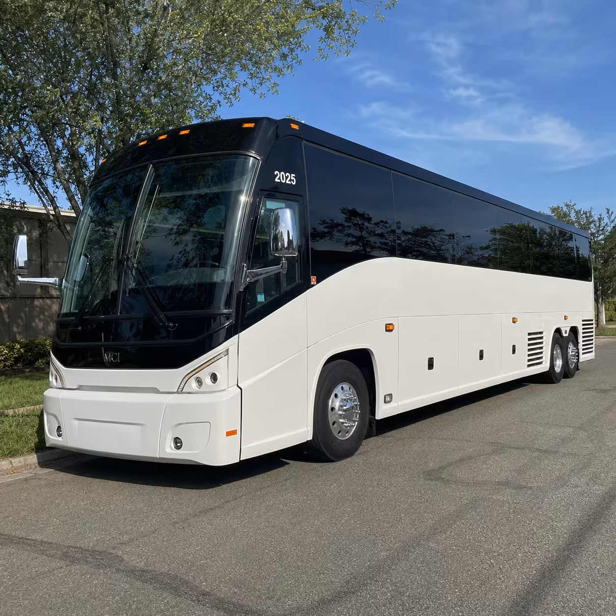 lake charles charter bus rentals for lch airport groups