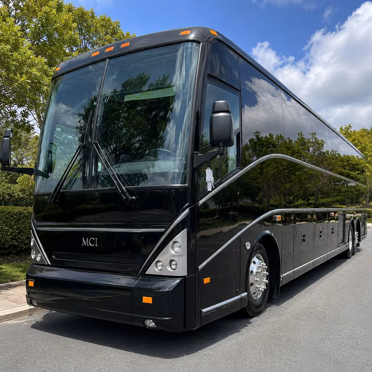 lake charles employee shuttle buses for plants and refineries