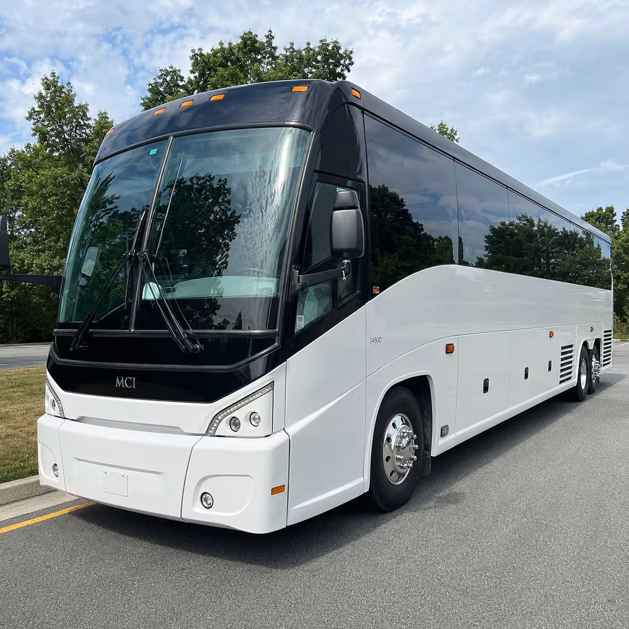 lake charles groups heading to houston love renting a charter bus instead of carpooling