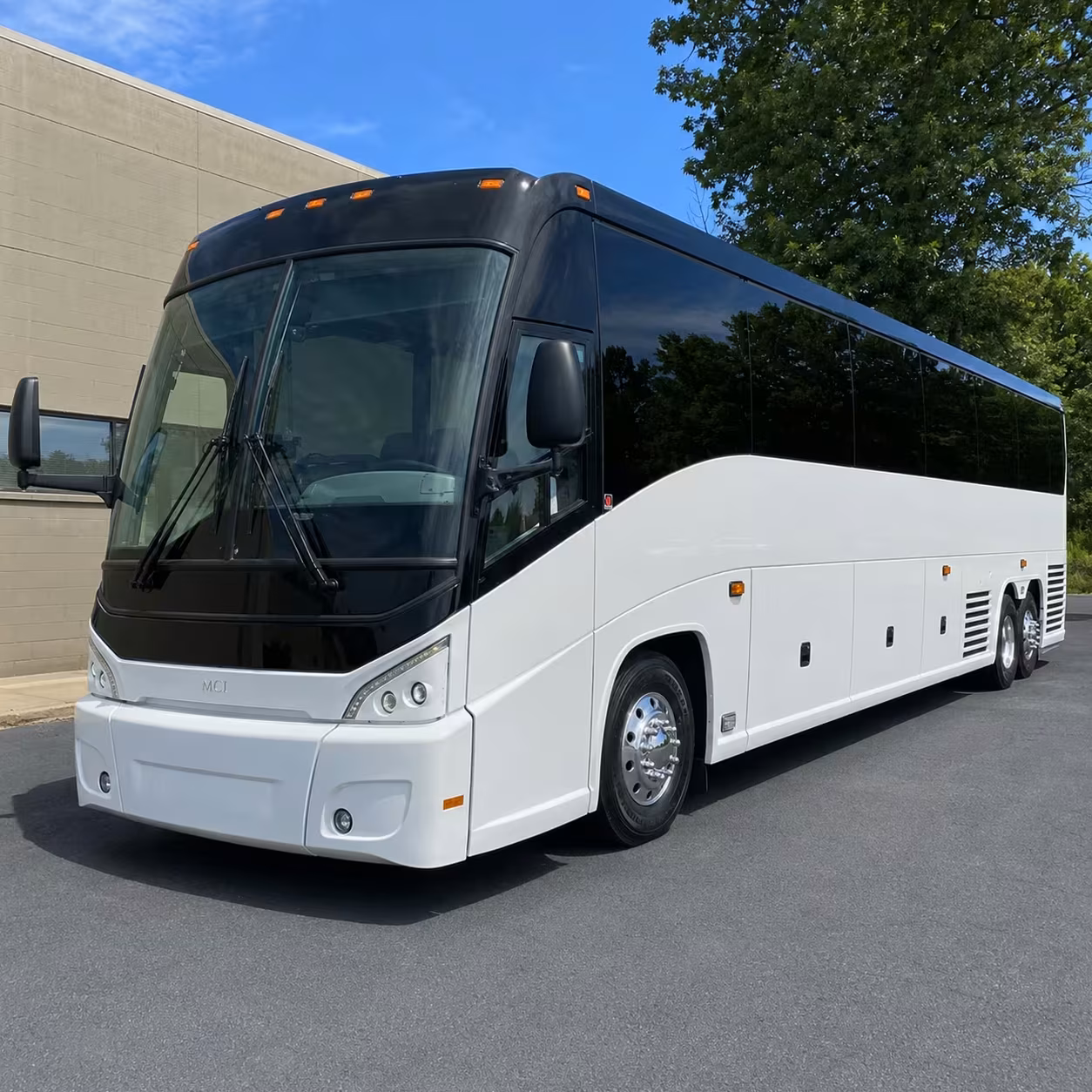 long distance charter bus trips from lake charles to new orleans and beyond